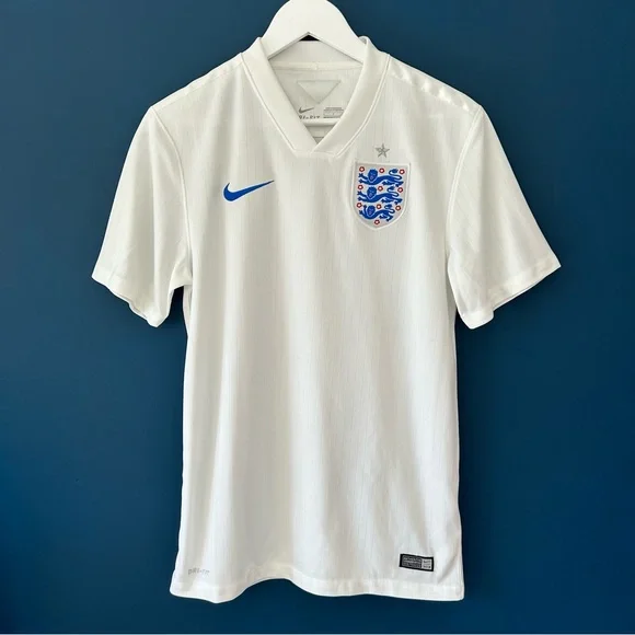 Nike 2014 England Home Football Shirt Size Mens S - Picture 1 of 9